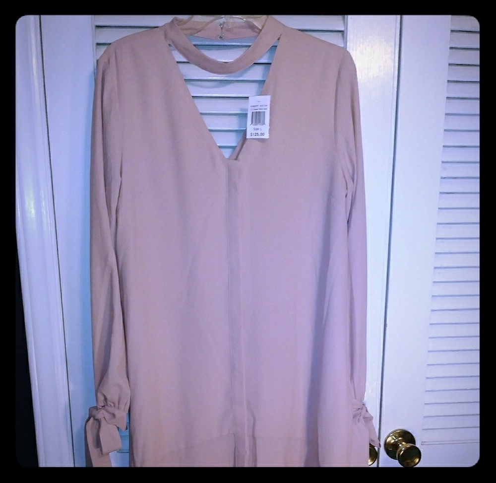 Ladies long sleeved maxi